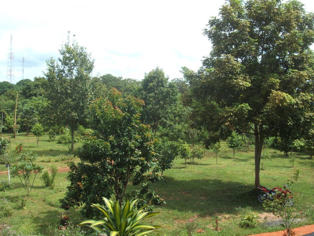 Green Plateau Lodge Banlung Kültér fotó